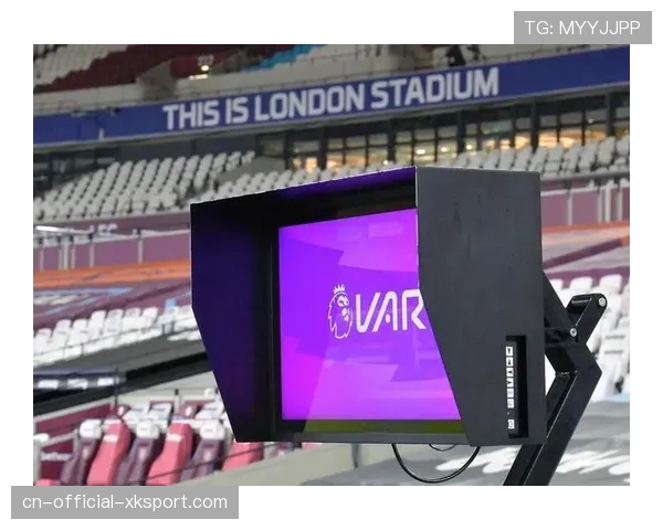 消息:IFAB讨论新规,针对故意破坏对方快发任意球行为将出示黄牌 消息:IFAB讨论新规,针对故意破坏对方快发任意球行为将出示黄牌